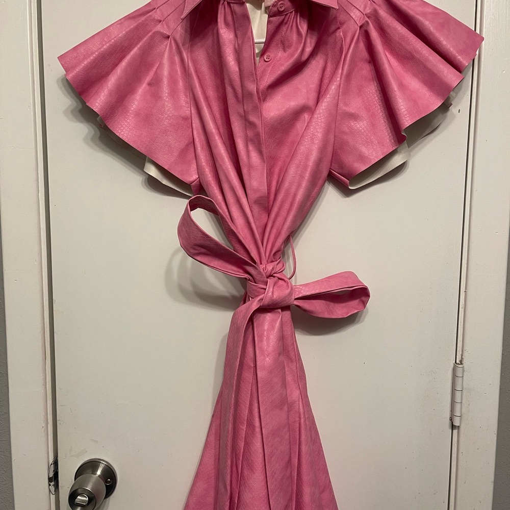 ✨ Sincerely Ours Faux Leather "Ally Dress" – Barbie pink size small